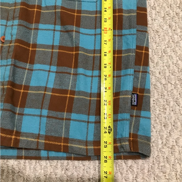 Patagonia Mens Plaid Flannel Shirt - Picture 5 of 5